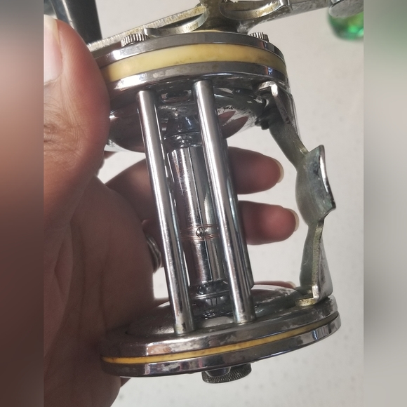 Vintage Garcia Mitchell 600A Trolling Fishing Reel Made in France - Picture 6 of 16